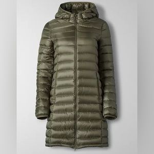 Aritzia TnAction Botanie Long Puffer.